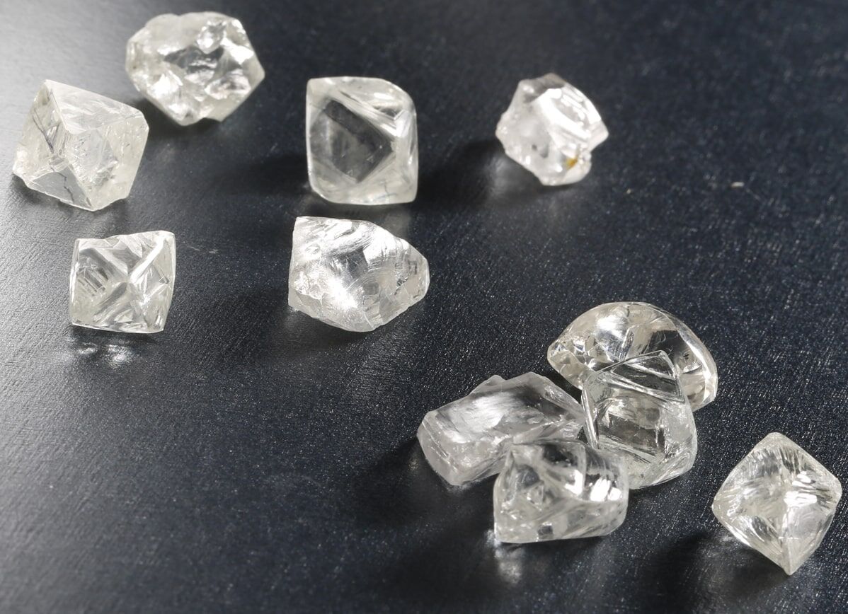 Rough hot sale diamond buyers